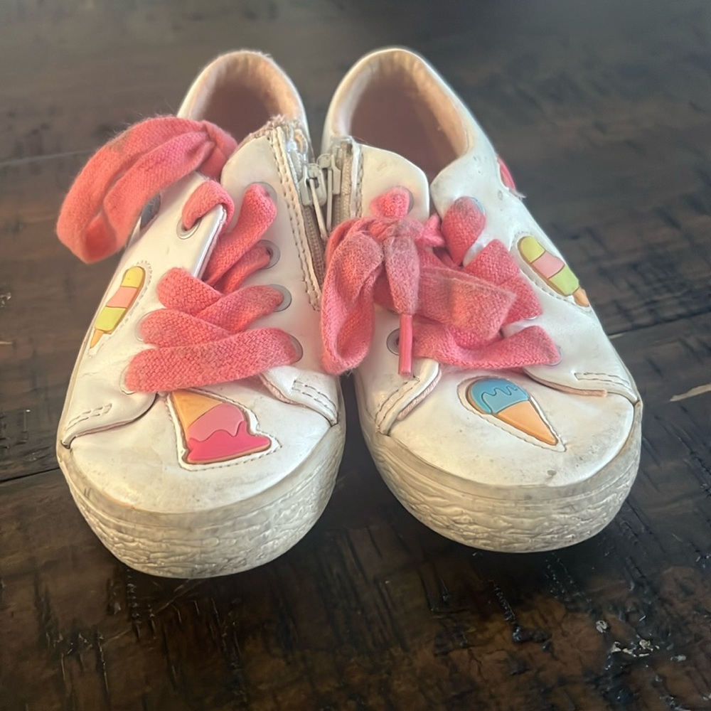 Kids Zara sneakers size 22